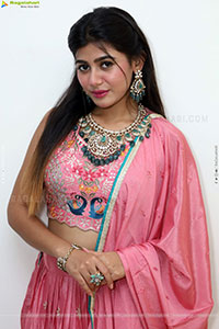 Prantika Das Poses with Jewellery, HD Gallery