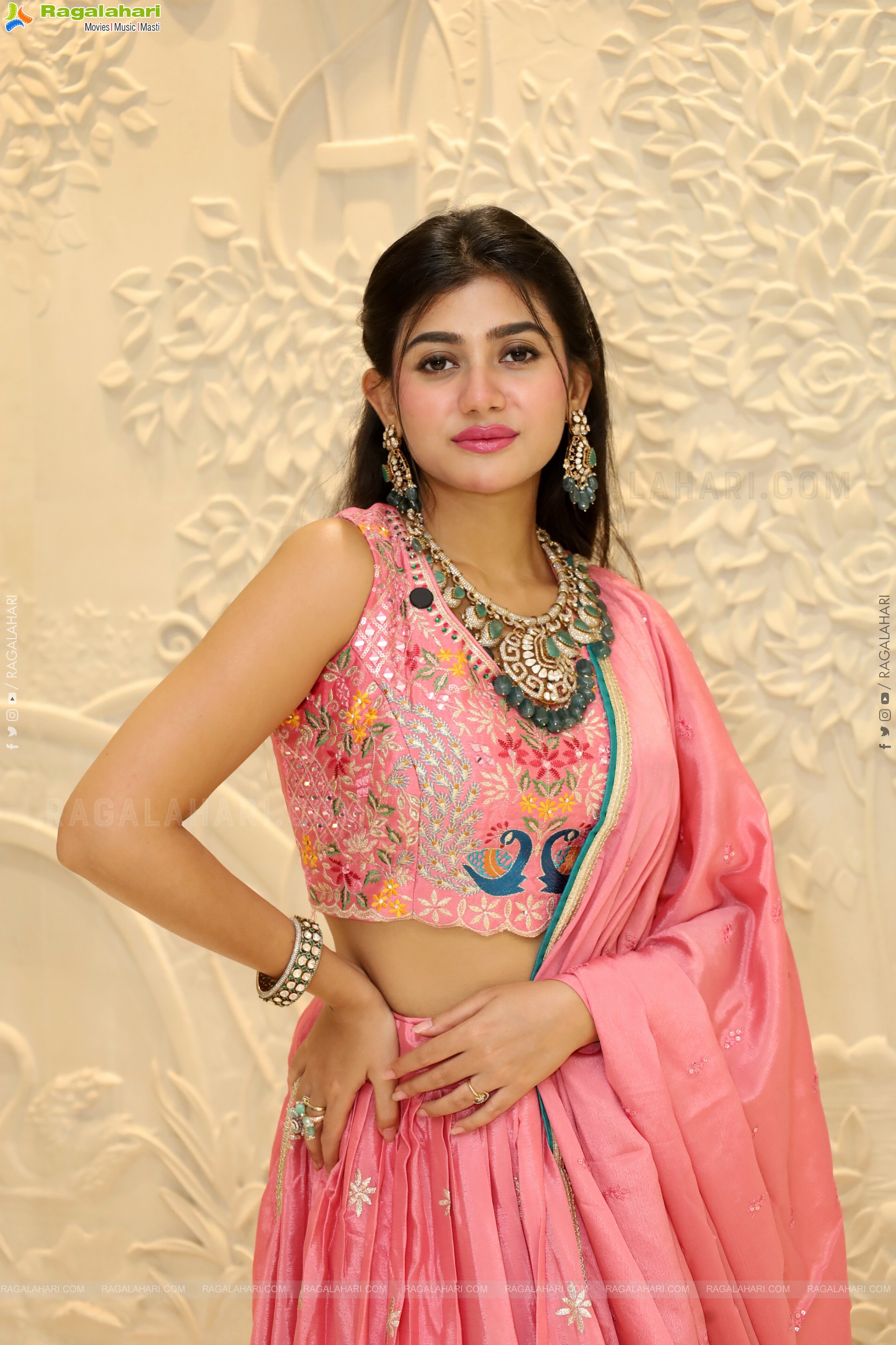 Prantika Das Poses with Jewellery, HD Gallery