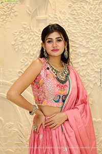 Prantika Das Poses with Jewellery, HD Gallery