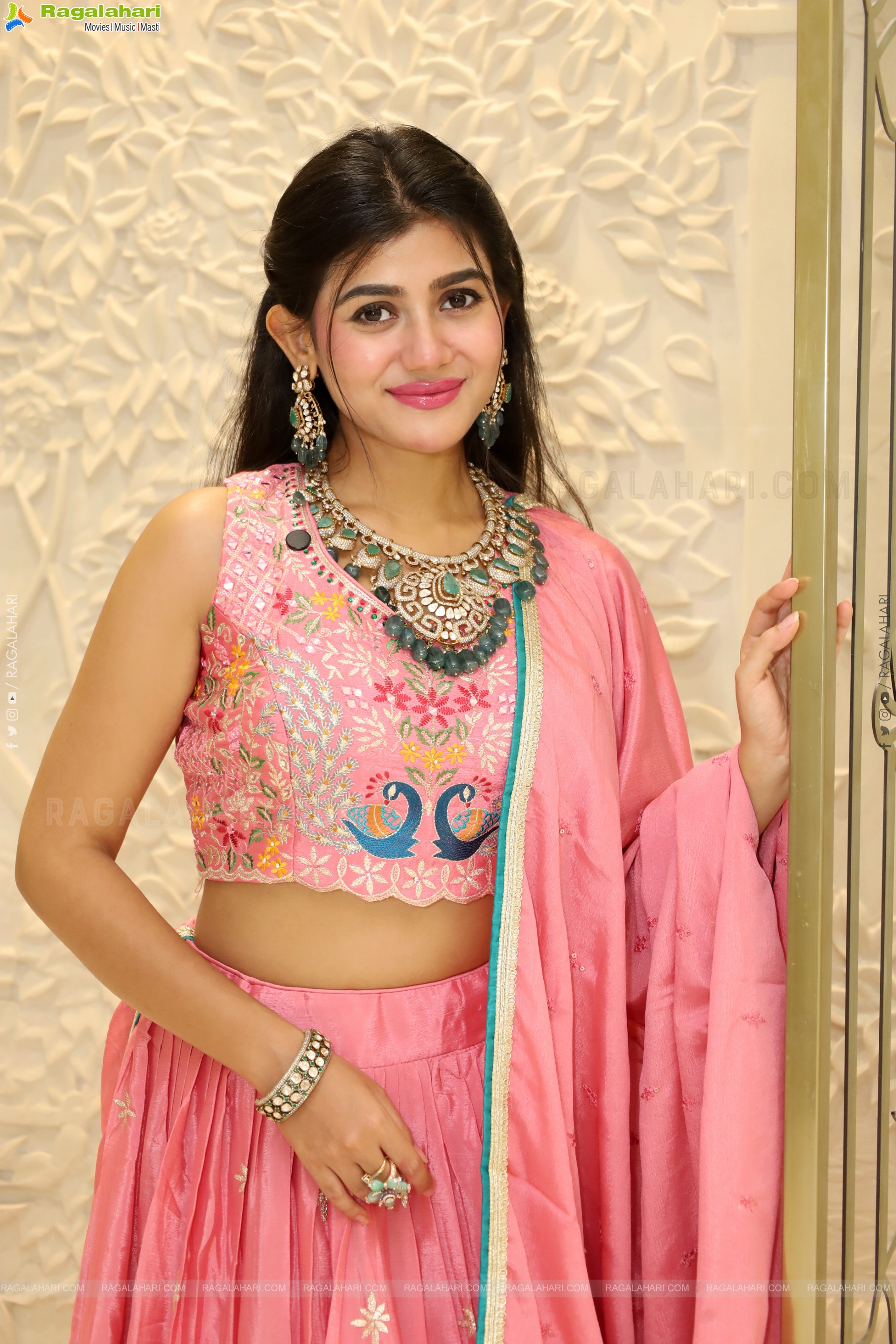Prantika Das Poses with Jewellery, HD Gallery