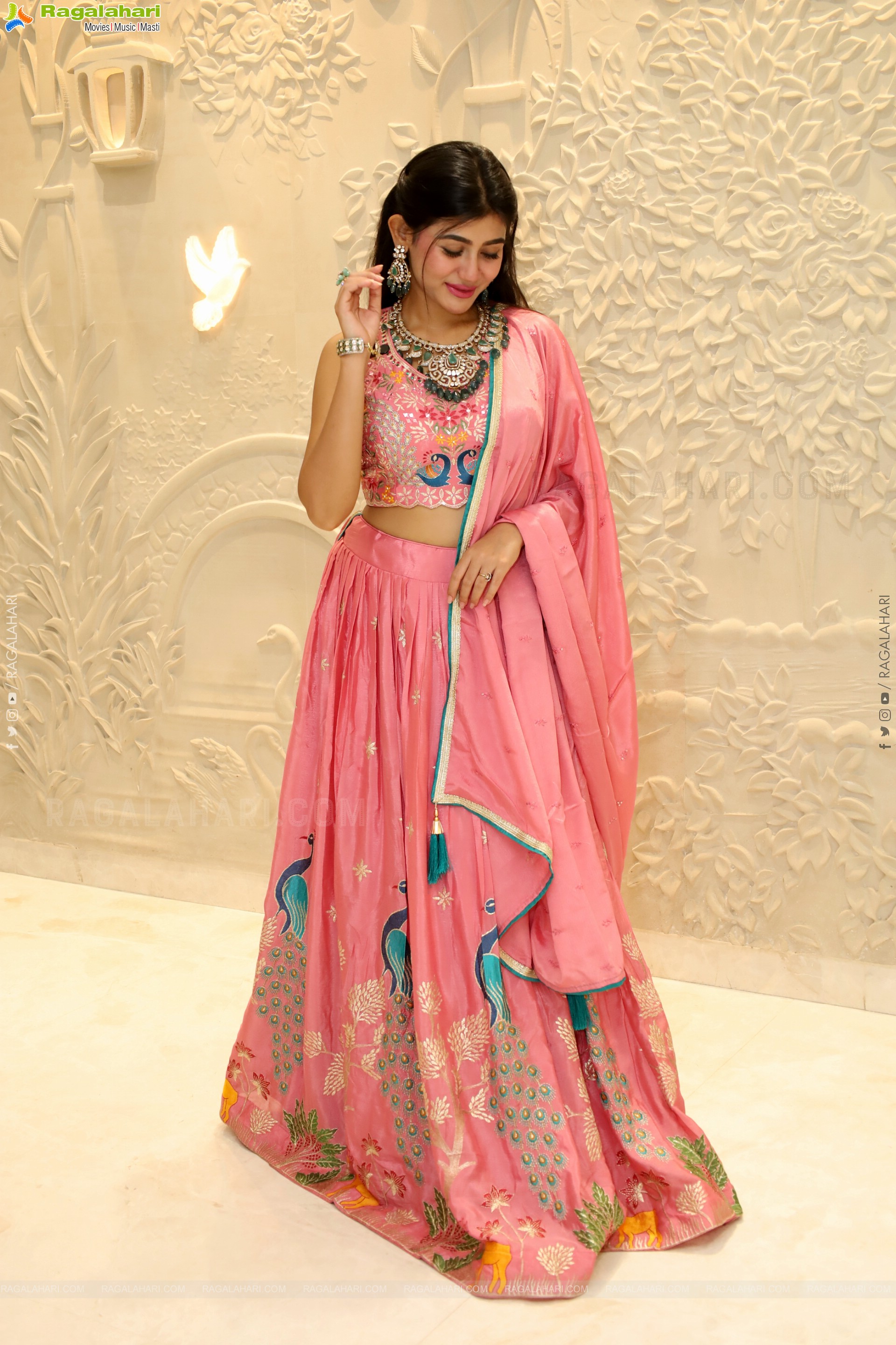 Prantika Das Poses with Jewellery, HD Gallery