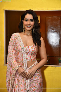 Raashi Khanna at Telusu Kada Trailer Launch Event