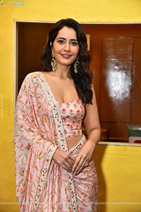 Raashi Khanna at Telusu Kada Trailer Launch Event