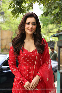 Raashi Khanna at Telusu Kada Interview, HD Gallery