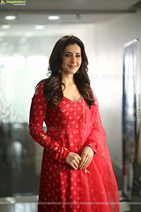Raashi Khanna at Telusu Kada Interview, HD Gallery