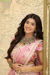 Rashi Singh Poses With Designer Jewellery, HD Gallery