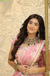Rashi Singh Poses With Designer Jewellery, HD Gallery