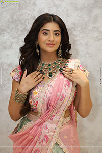 Rashi Singh Poses With Designer Jewellery, HD Gallery