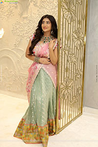 Rashi Singh Poses With Designer Jewellery, HD Gallery