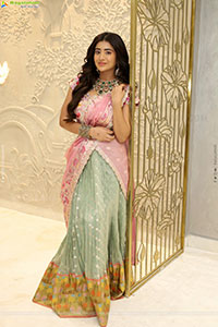 Rashi Singh Poses With Designer Jewellery, HD Gallery