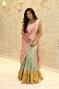 Rashi Singh Poses With Designer Jewellery, HD Gallery