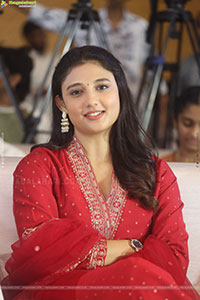 Ritika Nayak at Mirai Movie Brahmand Blockbuster Meet