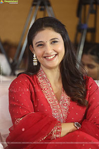 Ritika Nayak at Mirai Movie Brahmand Blockbuster Meet