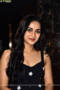 Sakshi Sagar Mhadolkar at Mowgli Song Launch 