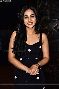 Sakshi Sagar Mhadolkar at Mowgli Song Launch 
