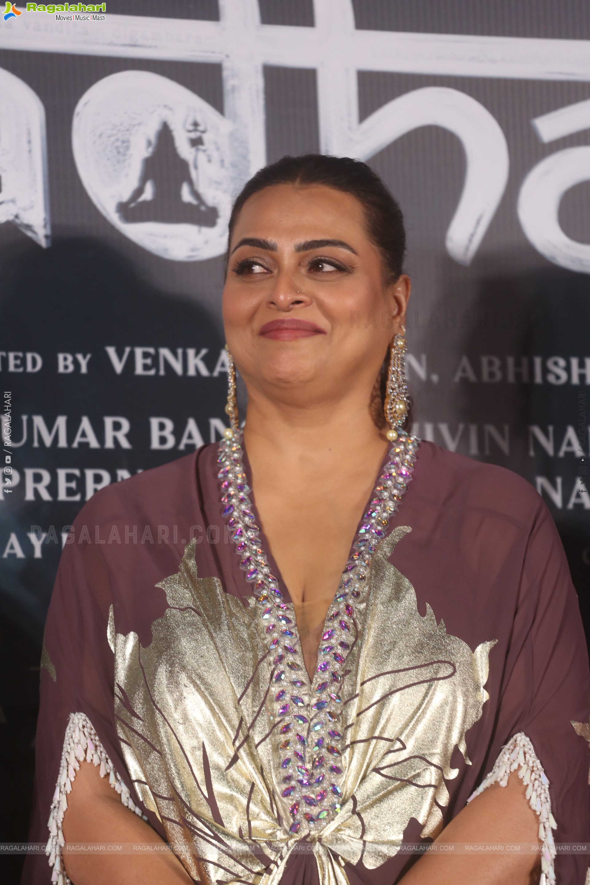 Shilpa Shirodkar at Jatadhara Trailer Launch, HD Gallery