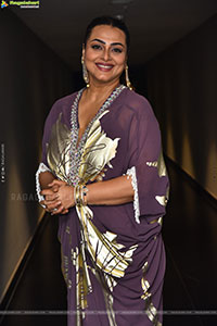 Shilpa Shirodkar at Jatadhara Trailer Launch, HD Gallery