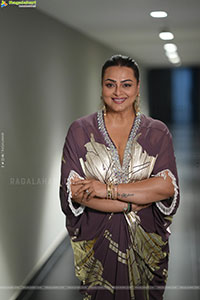 Shilpa Shirodkar at Jatadhara Trailer Launch, HD Gallery