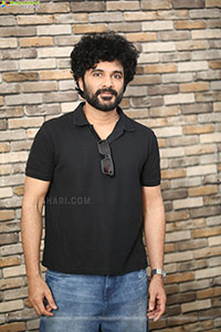Siddhu Jonnalagadda at Telusu Kada Interview, HD Gallery