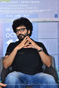Siddhu Jonnalagadda at Telusu Kada Interview, HD Gallery