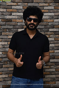 Siddhu Jonnalagadda at Telusu Kada Interview, HD Gallery