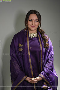 Sonakshi Sinha at Jatadhara Movie Trailer Launch 