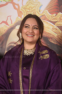 Sonakshi Sinha at Jatadhara Movie Trailer Launch 