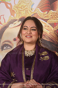Sonakshi Sinha at Jatadhara Movie Trailer Launch 