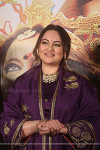 Sonakshi Sinha at Jatadhara Movie Trailer Launch 