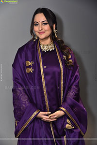 Sonakshi Sinha at Jatadhara Movie Trailer Launch 