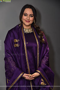 Sonakshi Sinha at Jatadhara Movie Trailer Launch 