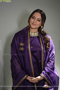 Sonakshi Sinha at Jatadhara Movie Trailer Launch 