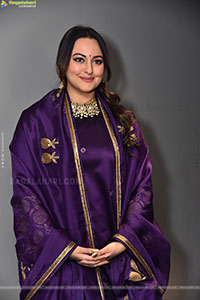 Sonakshi Sinha at Jatadhara Movie Trailer Launch 