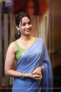 Srinidhi Shetty at Telusu Kada Movie Trailer Launch
