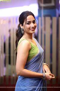 Srinidhi Shetty at Telusu Kada Movie Trailer Launch