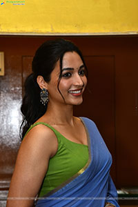 Srinidhi Shetty at Telusu Kada Movie Trailer Launch