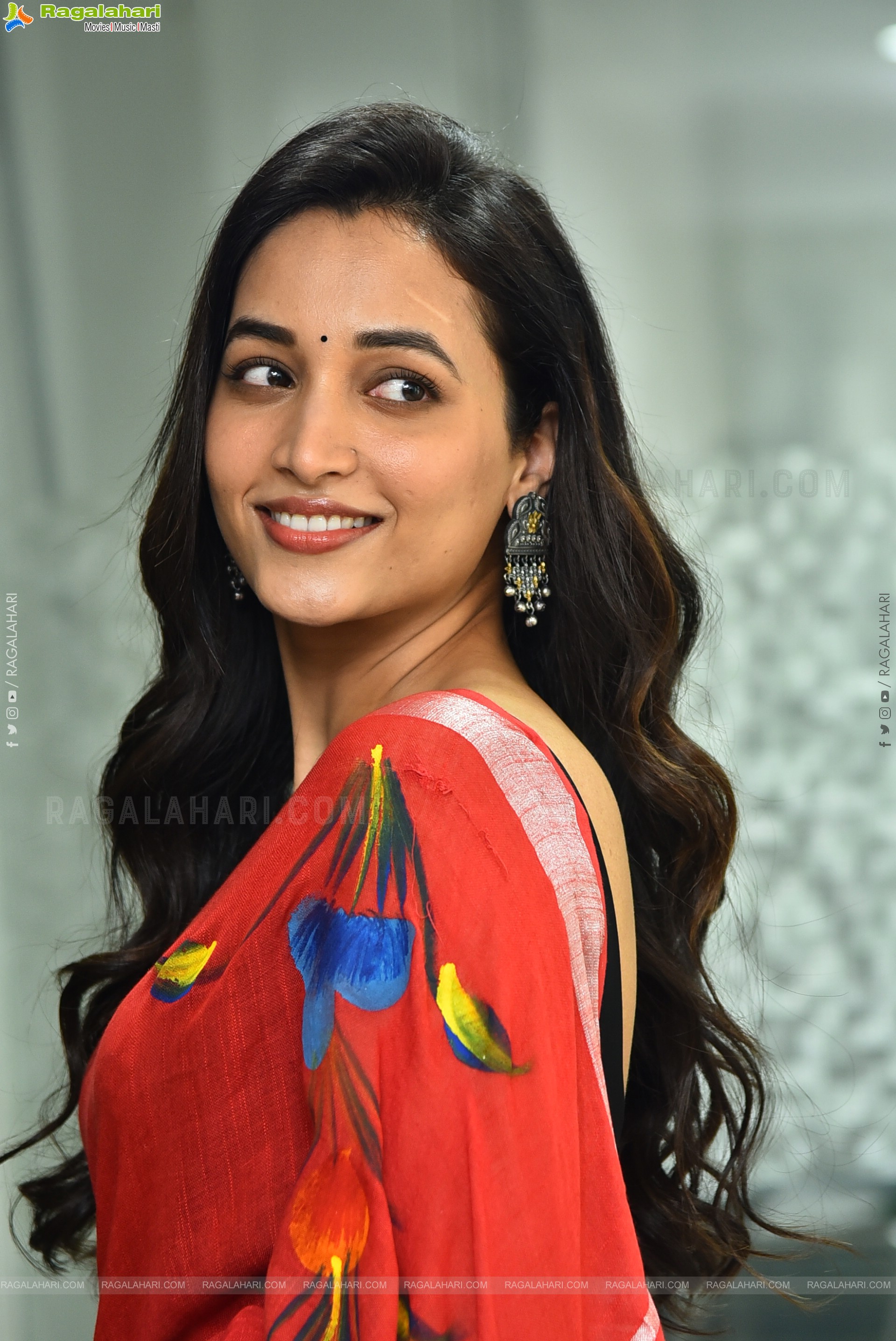 Srinidhi Shetty at Telusu Kada Movie Interview, HD Gallery