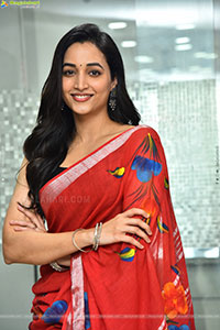 Srinidhi Shetty at Telusu Kada Movie Interview, HD Gallery 