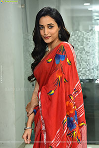 Srinidhi Shetty at Telusu Kada Movie Interview, HD Gallery 