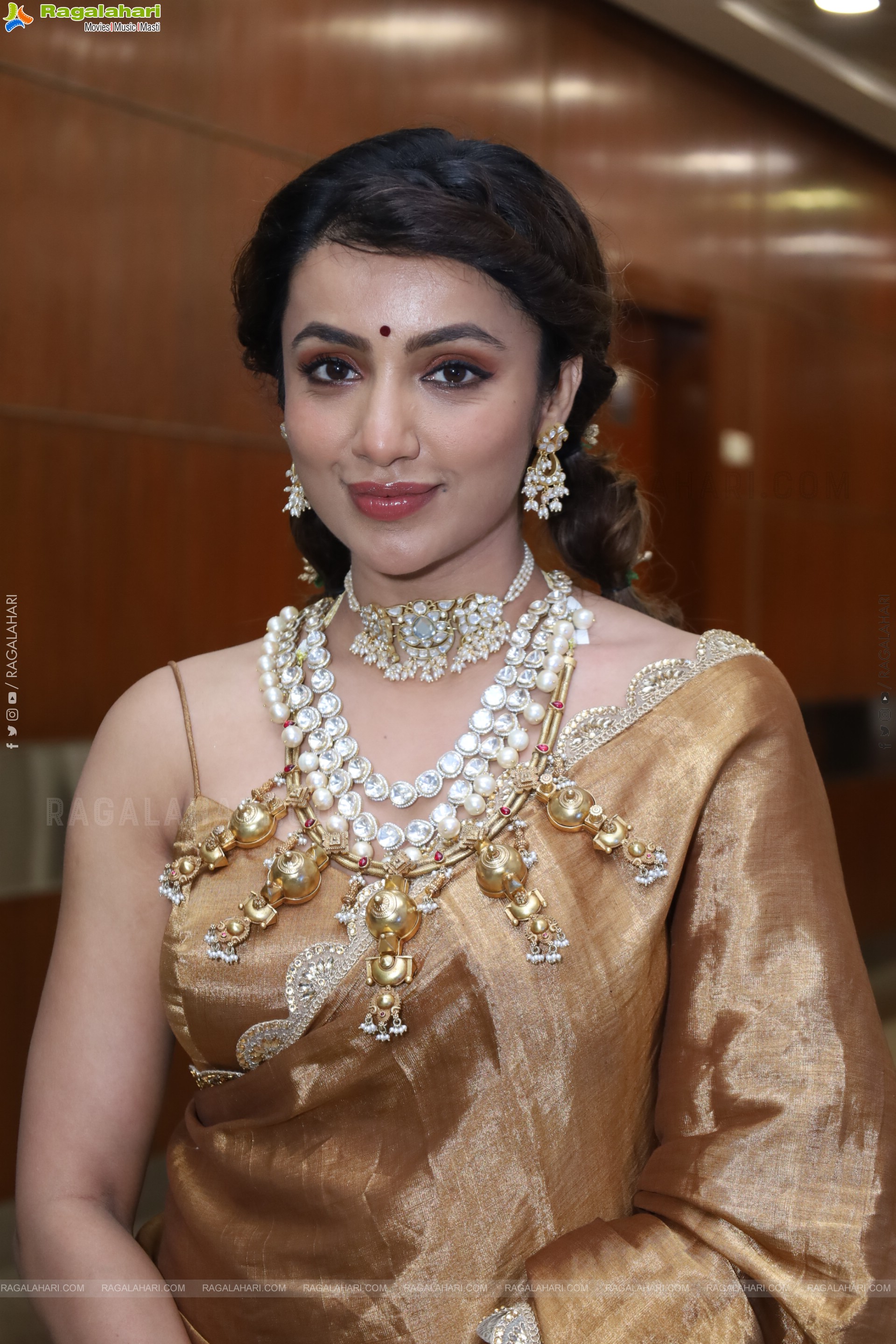 Tejaswi Madiwada at Hi Life Fashion Special Exhibition Launch, HD Gallery