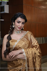 Tejaswi Madiwada at Hi Life Fashion Special Exhibition