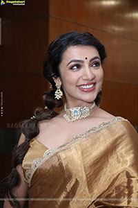 Tejaswi Madiwada at Hi Life Fashion Special Exhibition