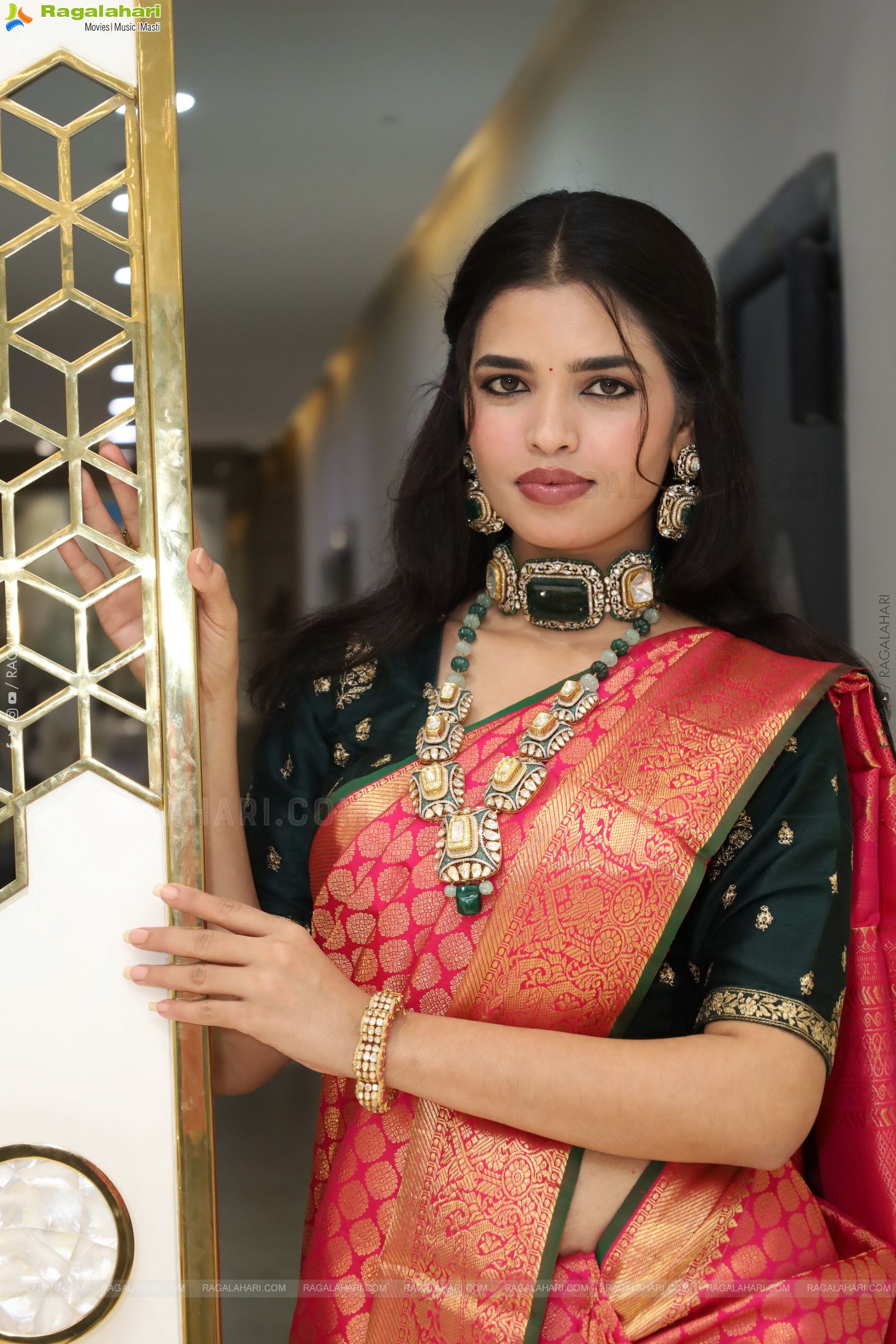 Urmila Chauhan Poses with Traditional Designer Jewellery, HD Gallery