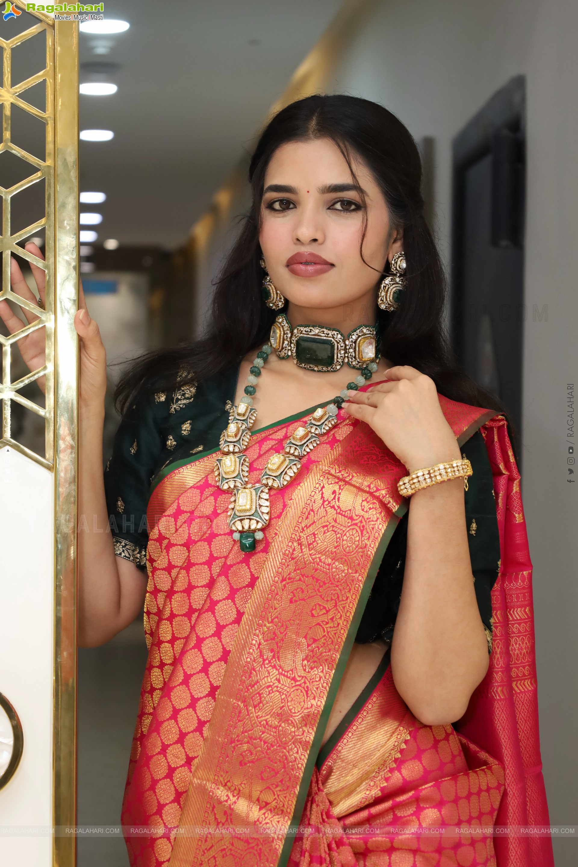 Urmila Chauhan Poses with Traditional Designer Jewellery, HD Gallery