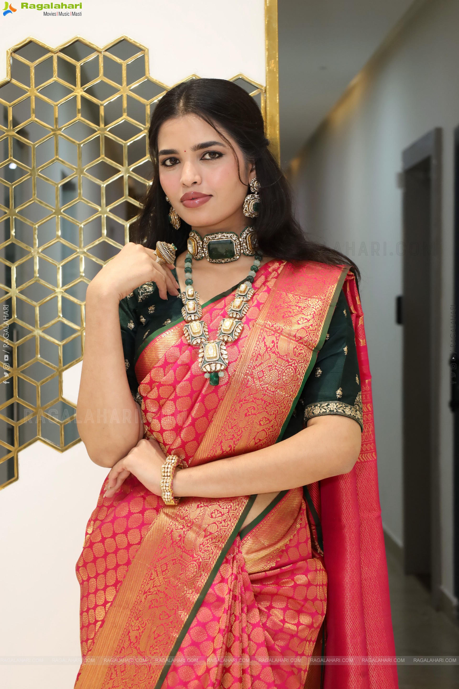Urmila Chauhan Poses with Traditional Designer Jewellery, HD Gallery