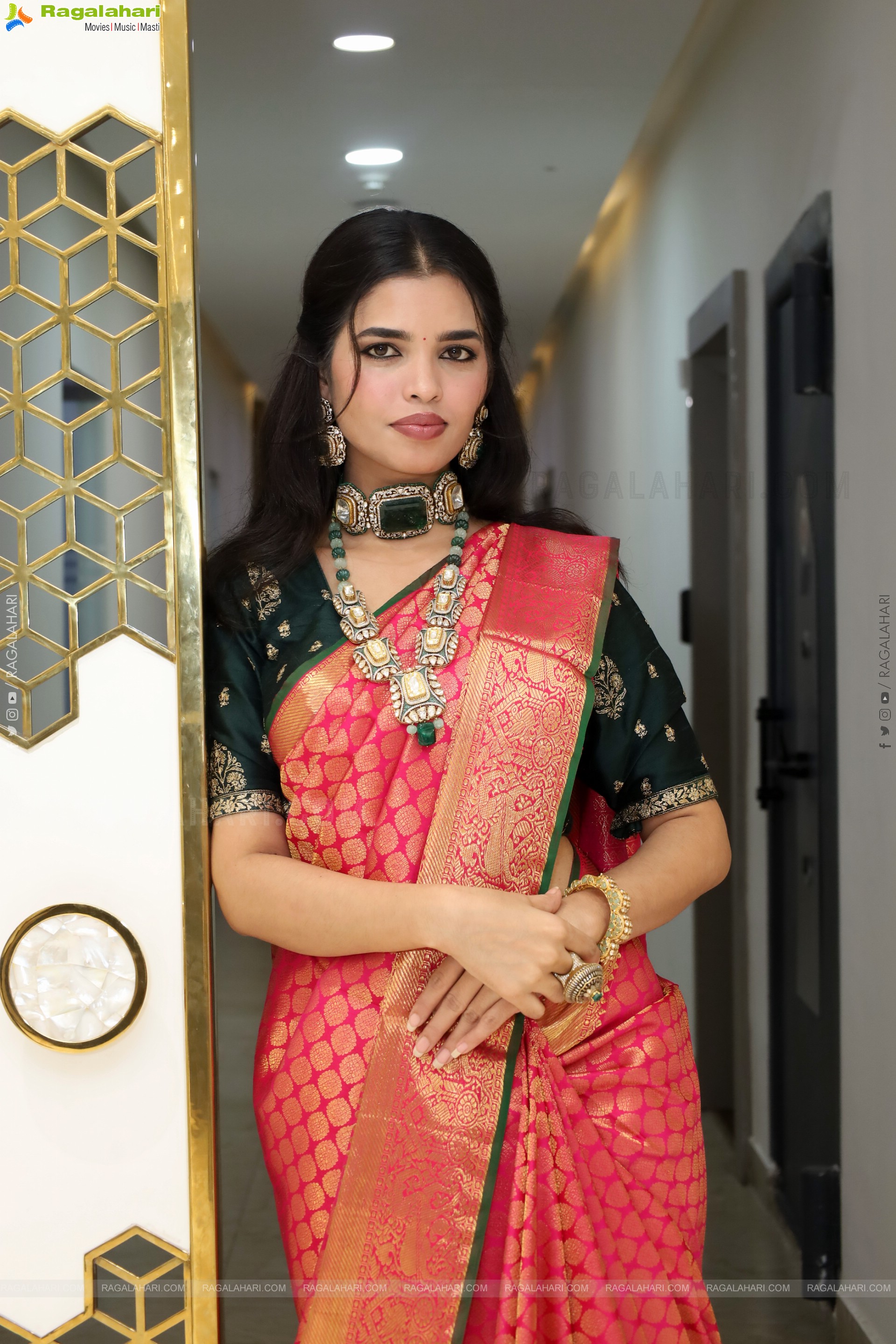 Urmila Chauhan Poses with Traditional Designer Jewellery, HD Gallery