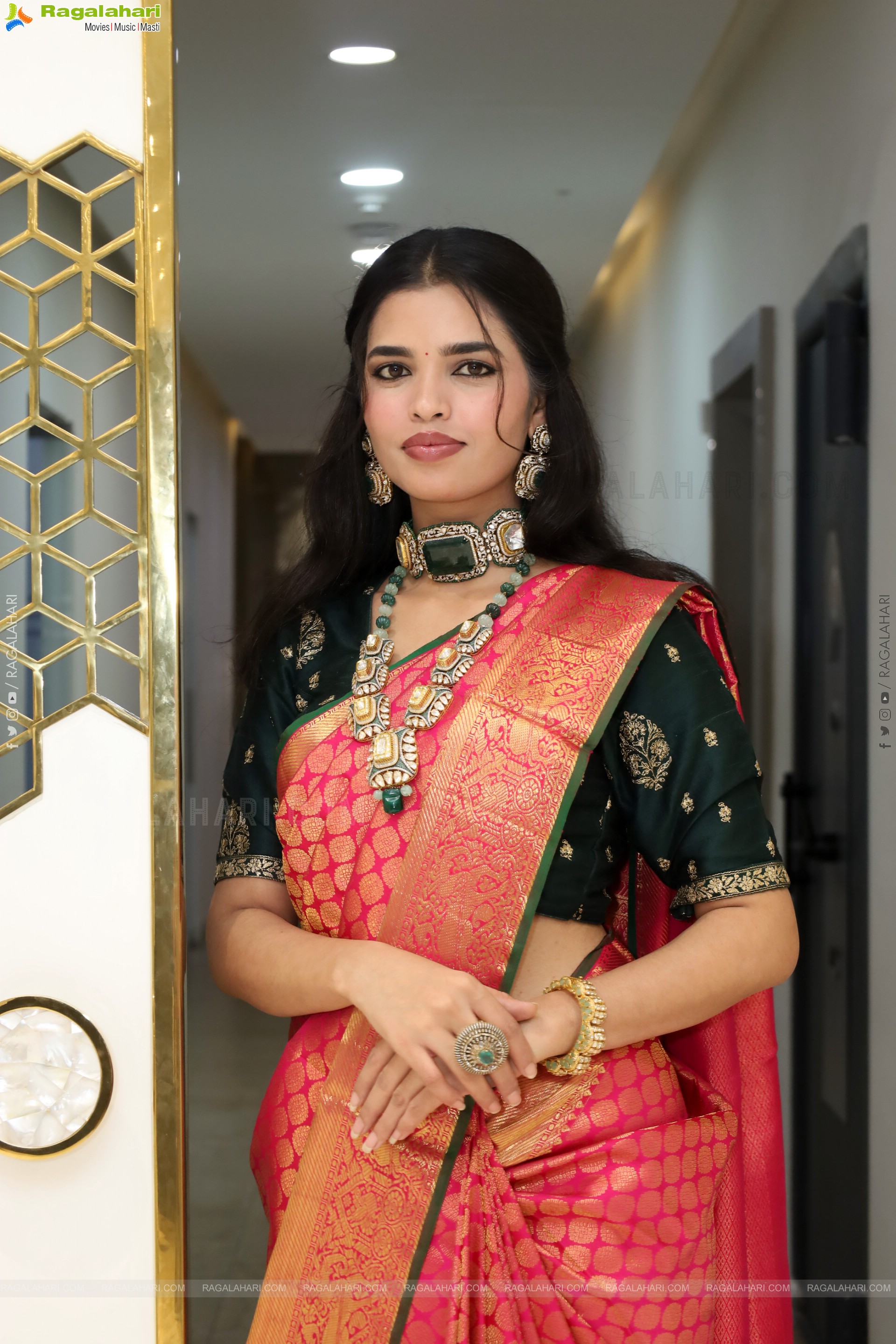 Urmila Chauhan Poses with Traditional Designer Jewellery, HD Gallery