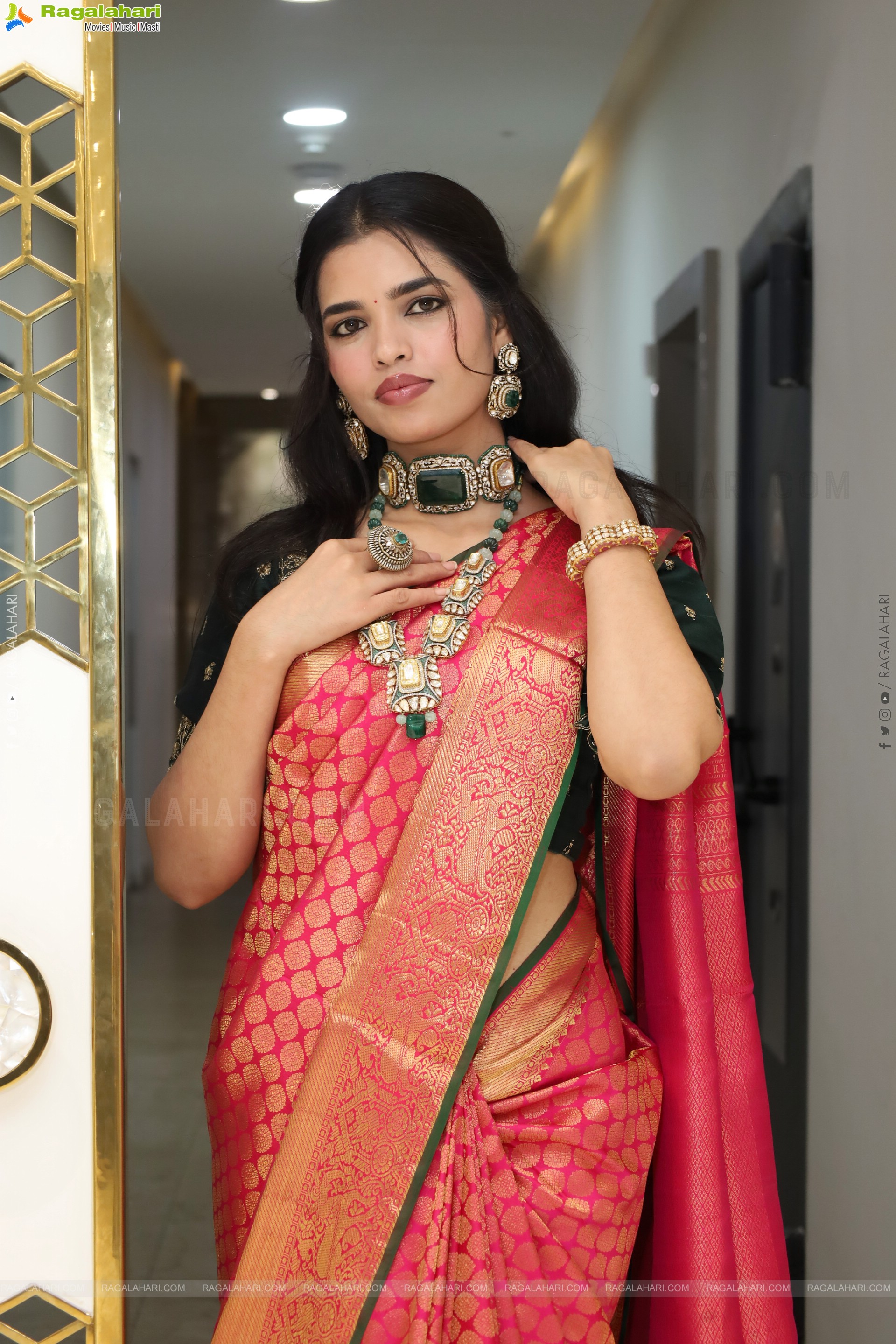 Urmila Chauhan Poses with Traditional Designer Jewellery, HD Gallery