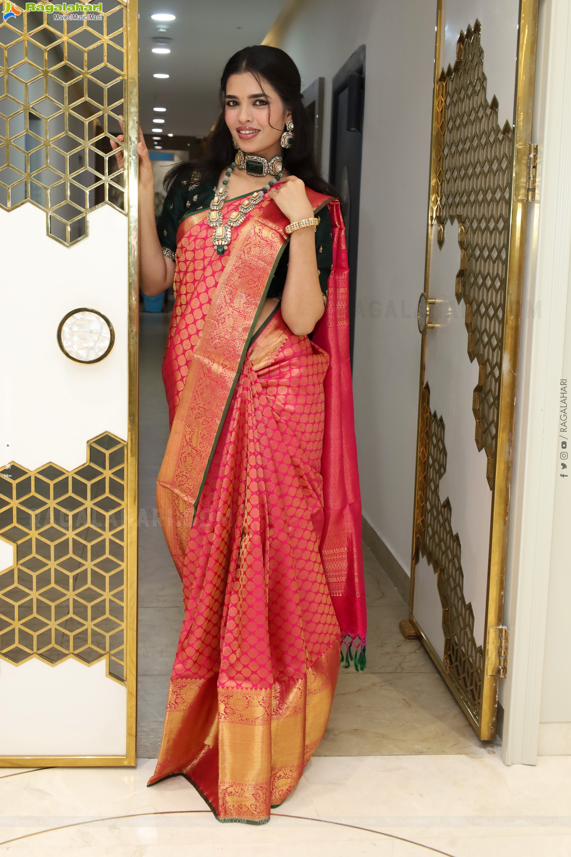 Urmila Chauhan Poses with Traditional Designer Jewellery, HD Gallery