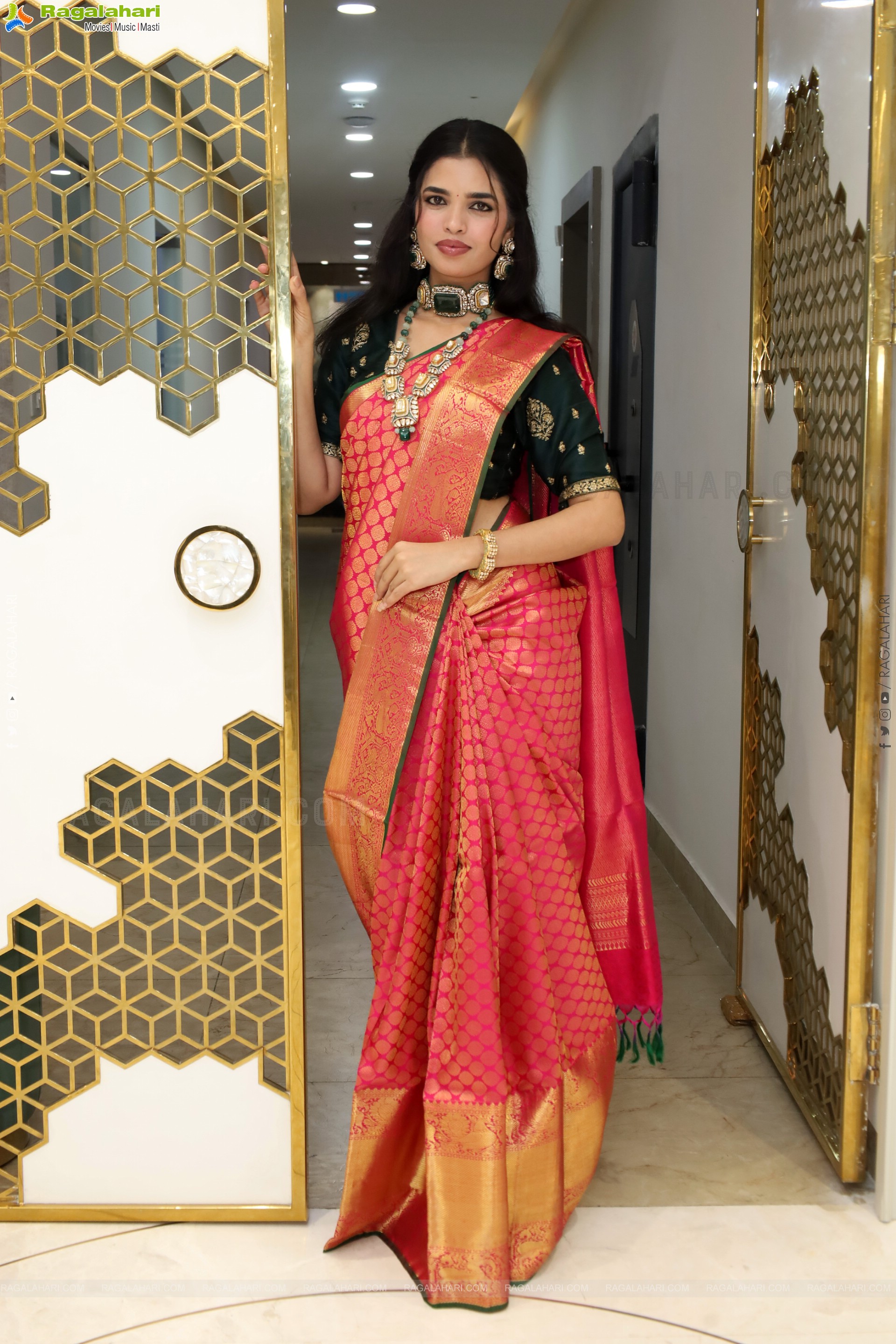 Urmila Chauhan Poses with Traditional Designer Jewellery, HD Gallery
